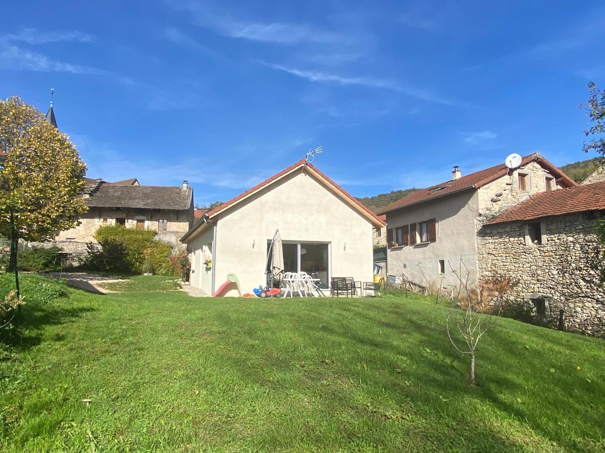 Au Moryllon Villa Lompnas Екстериор снимка